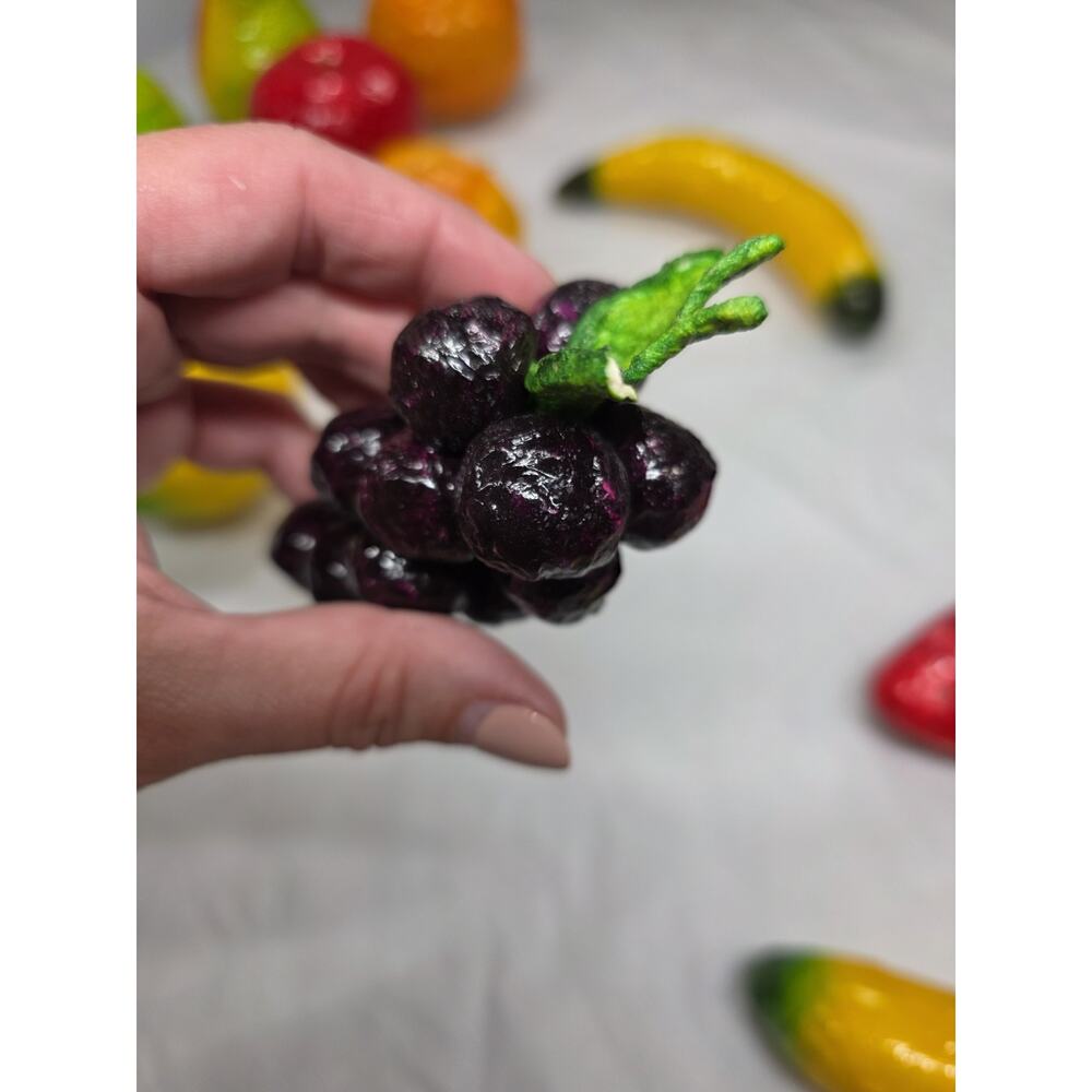 Vintage Paper Mache Fruit Decorative Folk Art Hand Crafted Apple Grapes 11 pc - Picture 6 of 15